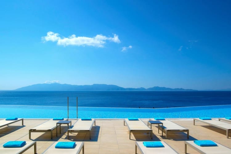 Infinity pool sunbeds